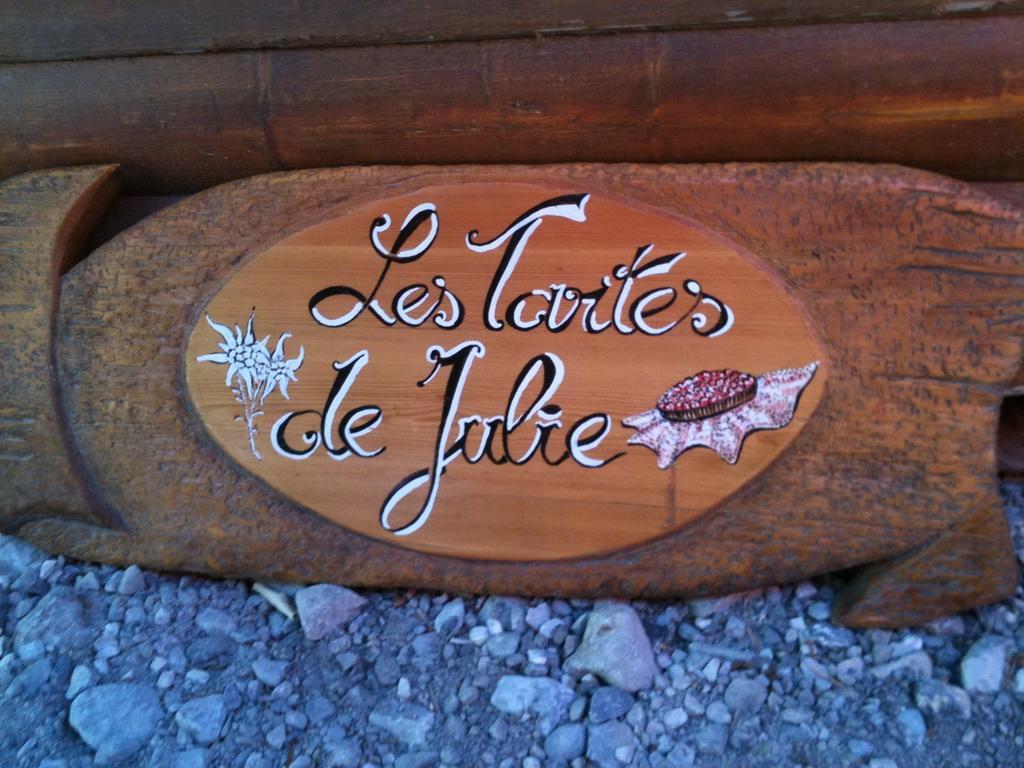 Gite Le Pelens Saint-Martin-dʼEntraunes 外观 照片