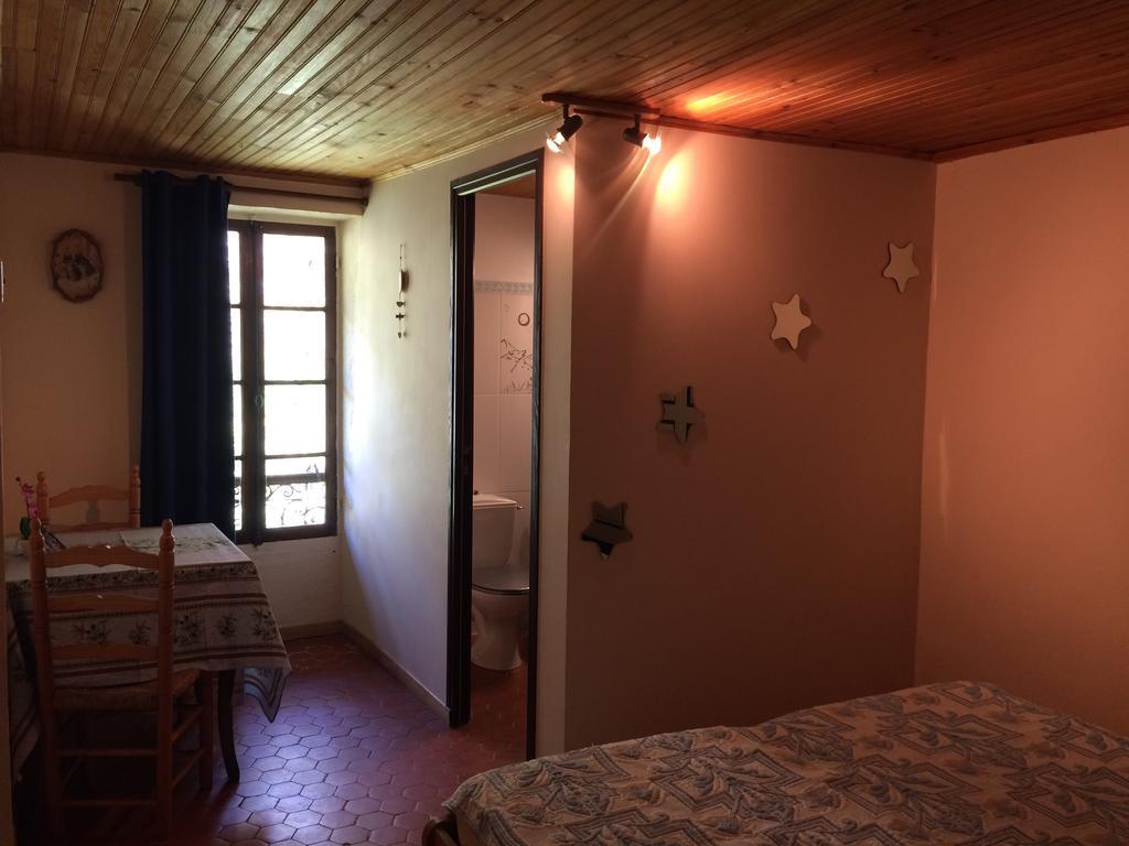 Gite Le Pelens Saint-Martin-dʼEntraunes 外观 照片